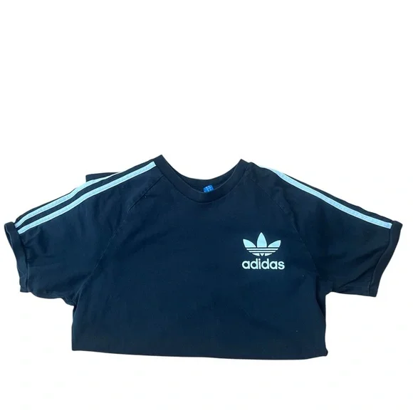 🎉HP🎉Adidas Black T-Shirt🎉HP🎉 - Picture 3 of 3